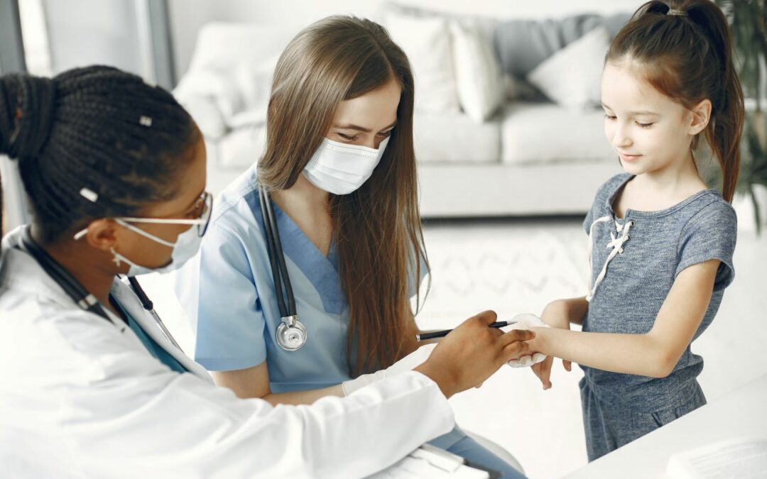 DO YOU LOVE WORKING WITH KIDS?